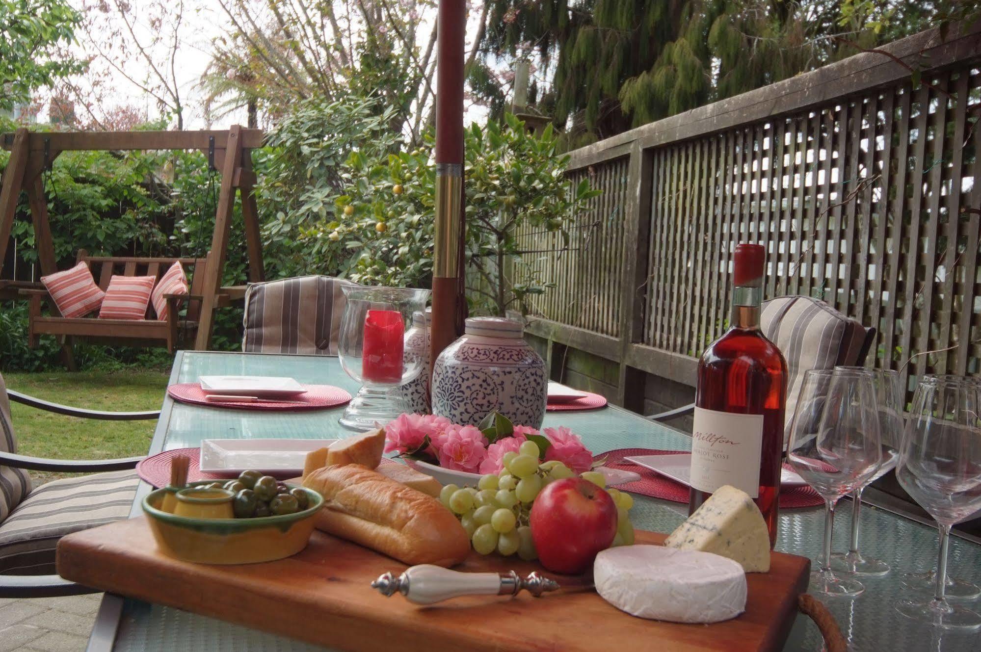 The Loft Bed And Breakfast Taupo Eksteriør billede